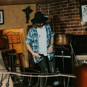 Meet your Posher, Tanner